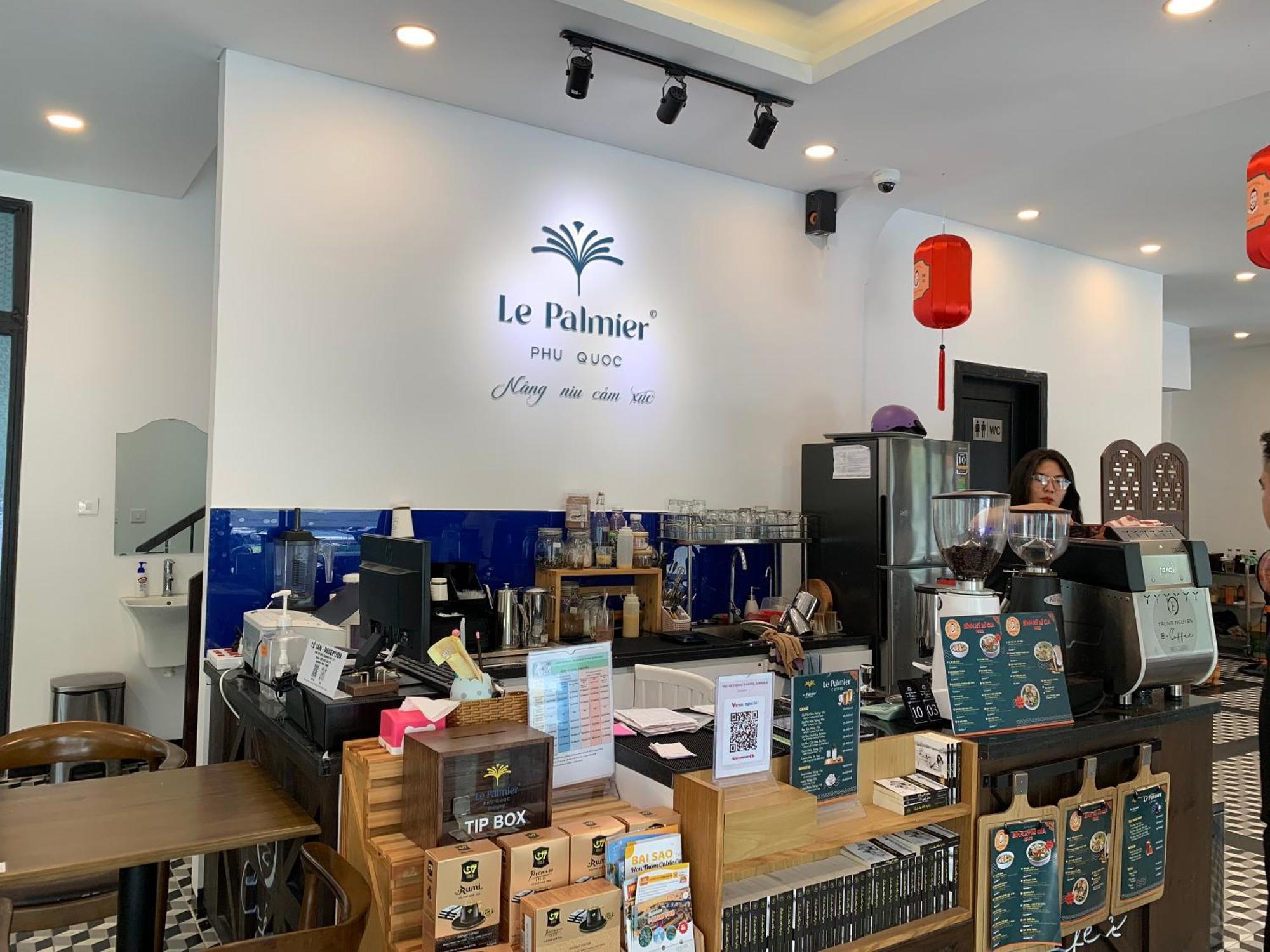 Le Palmier Phu Quoc Hotel Buitenkant foto
